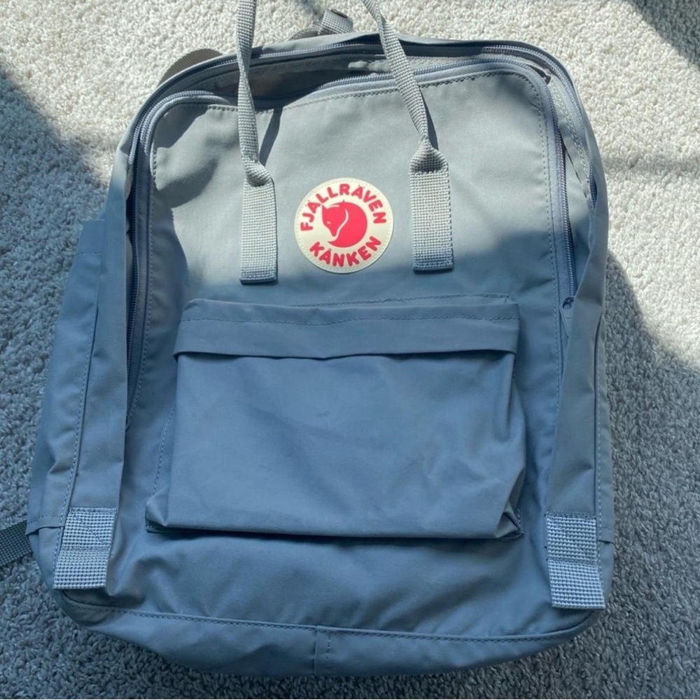 Fjällräven Kanken Classic everyday outdoor backpack